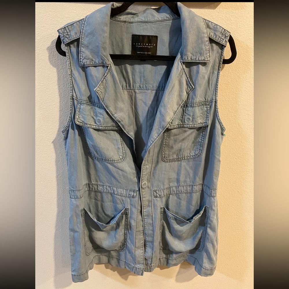Sanctuary Women's Day Trip Chambray Utility Vest Size Large - Picture 2 of 6